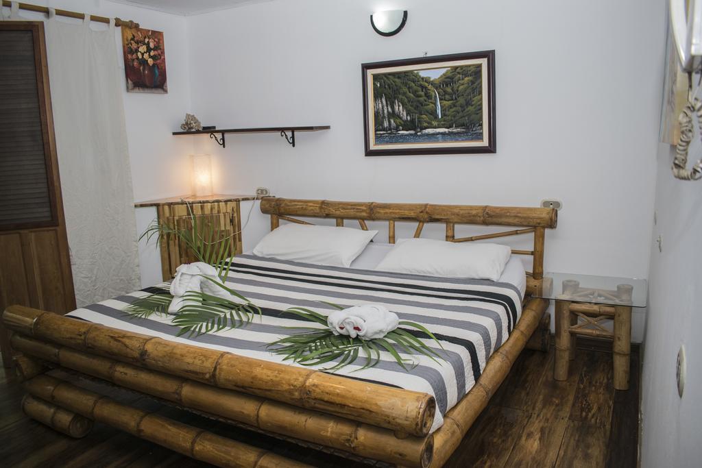 Hotel Bugabutik Puerto Viejo de Talamanca Luaran gambar
