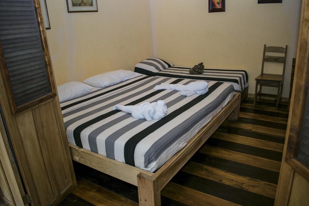 Hotel Bugabutik Puerto Viejo de Talamanca Luaran gambar